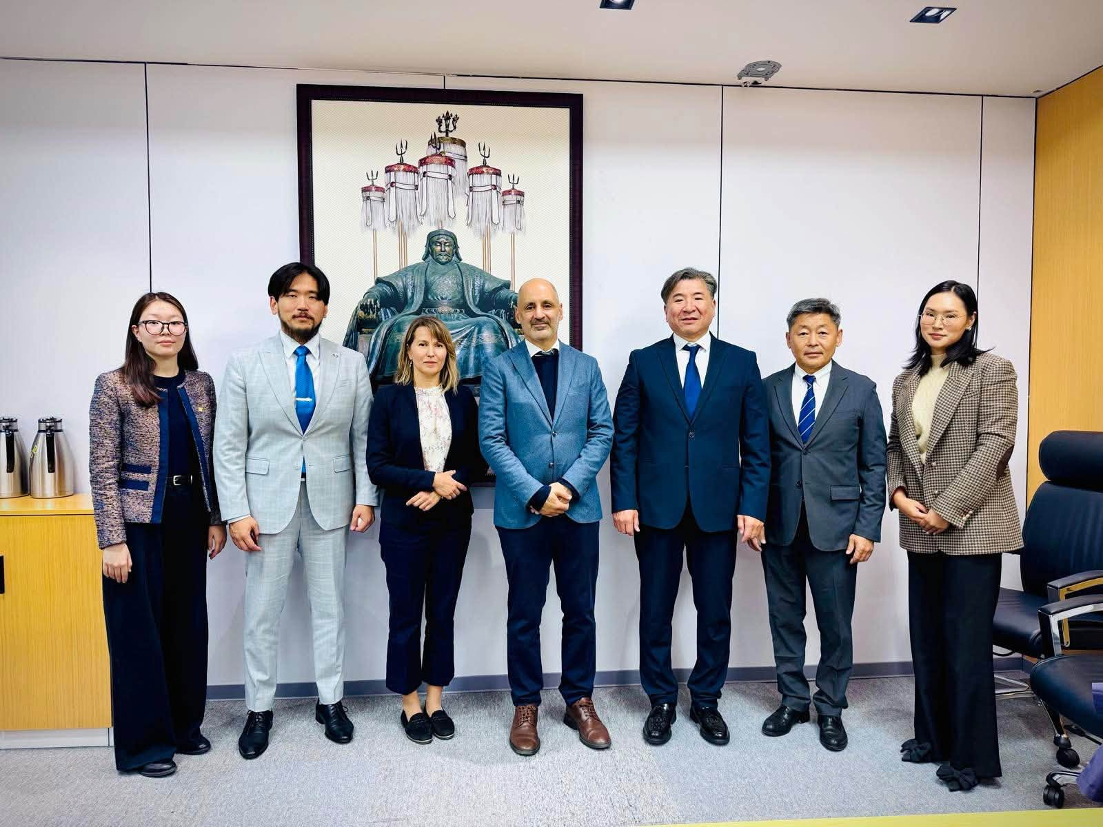 Ministries meet ICC delegation